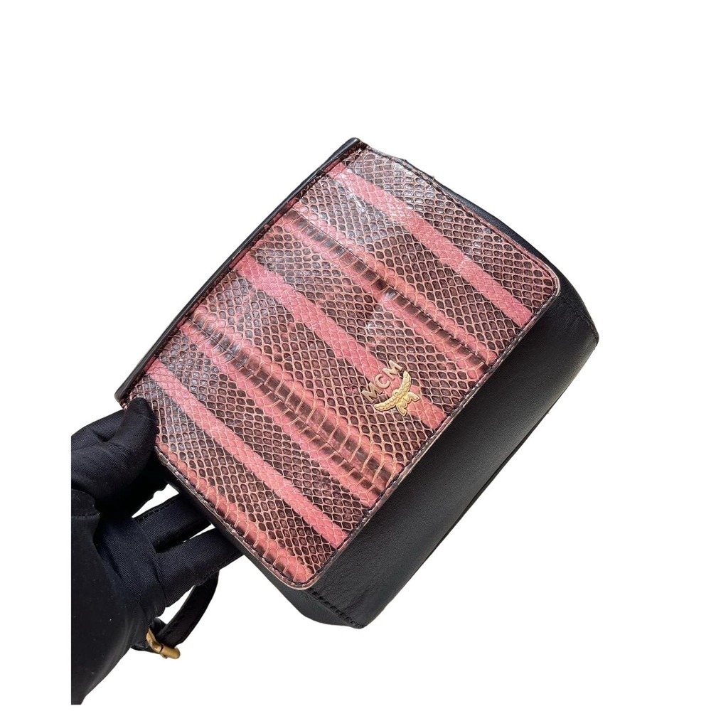 Authentic MCM
Snakeskin Crossbody Bag - Picture 3 of 7